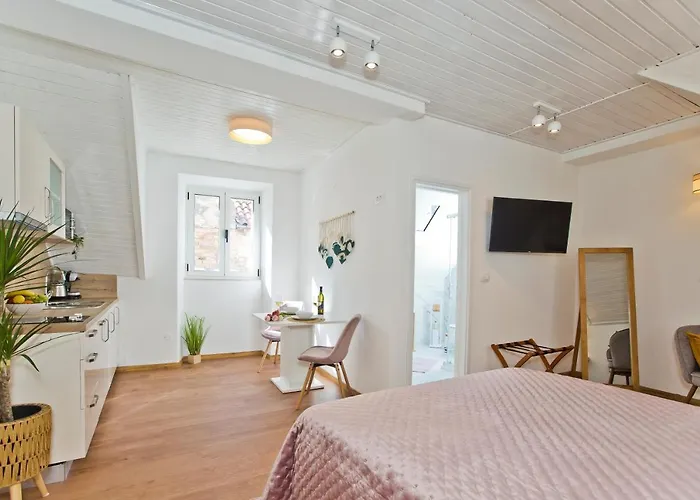*beautiful, Centrally Located Apartment* Lejlighed Hvar Town