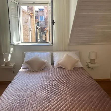 アパート *beautiful, Centrally Located Apartment* フヴァル